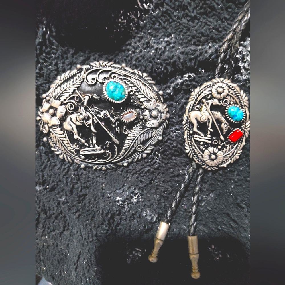 Matching necktie w/ buckle beautiful items.